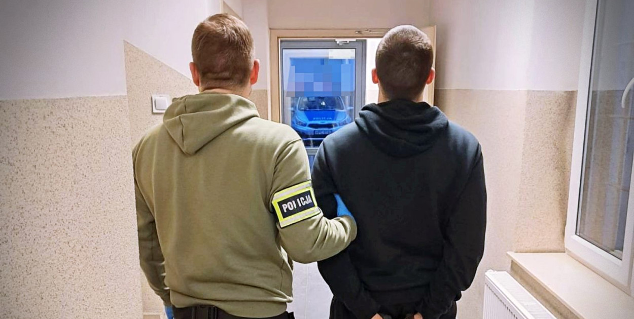 Zatrzymali 23-latka z kilogramem narkotyków