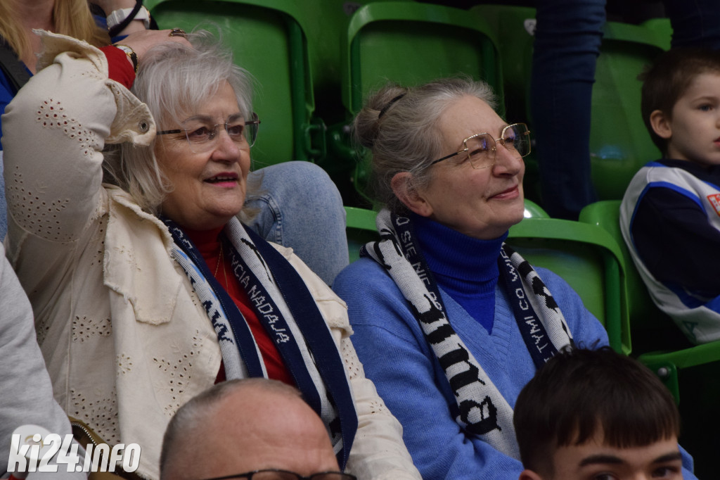 Kibice na meczu Noteć - Resovia