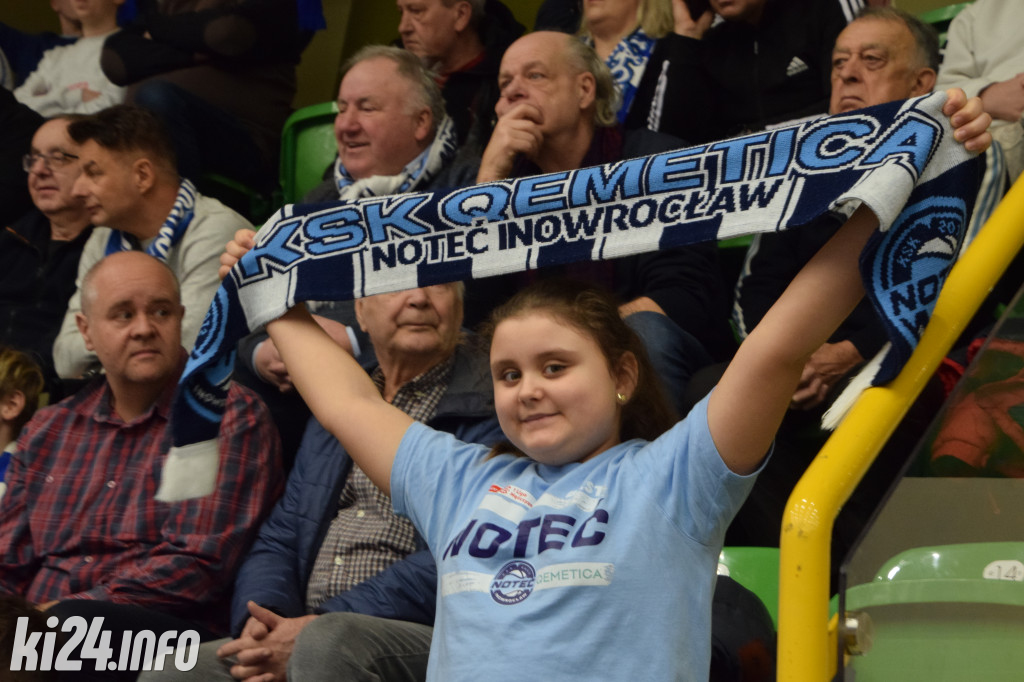 Kibice na meczu Noteć - Resovia