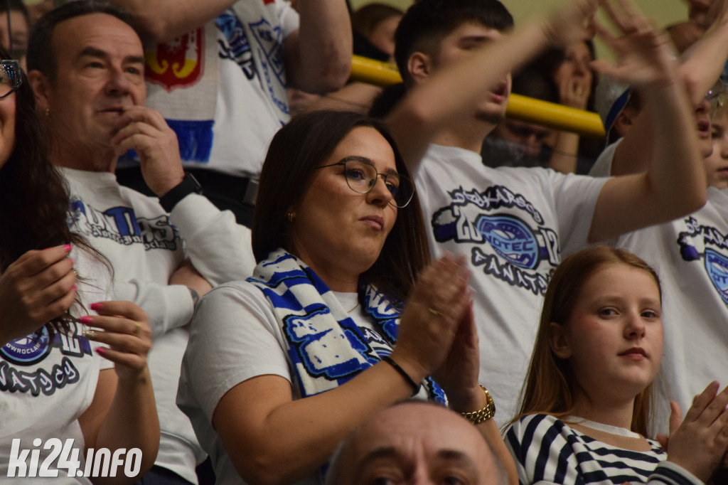 Kibice na meczu Noteć - Resovia