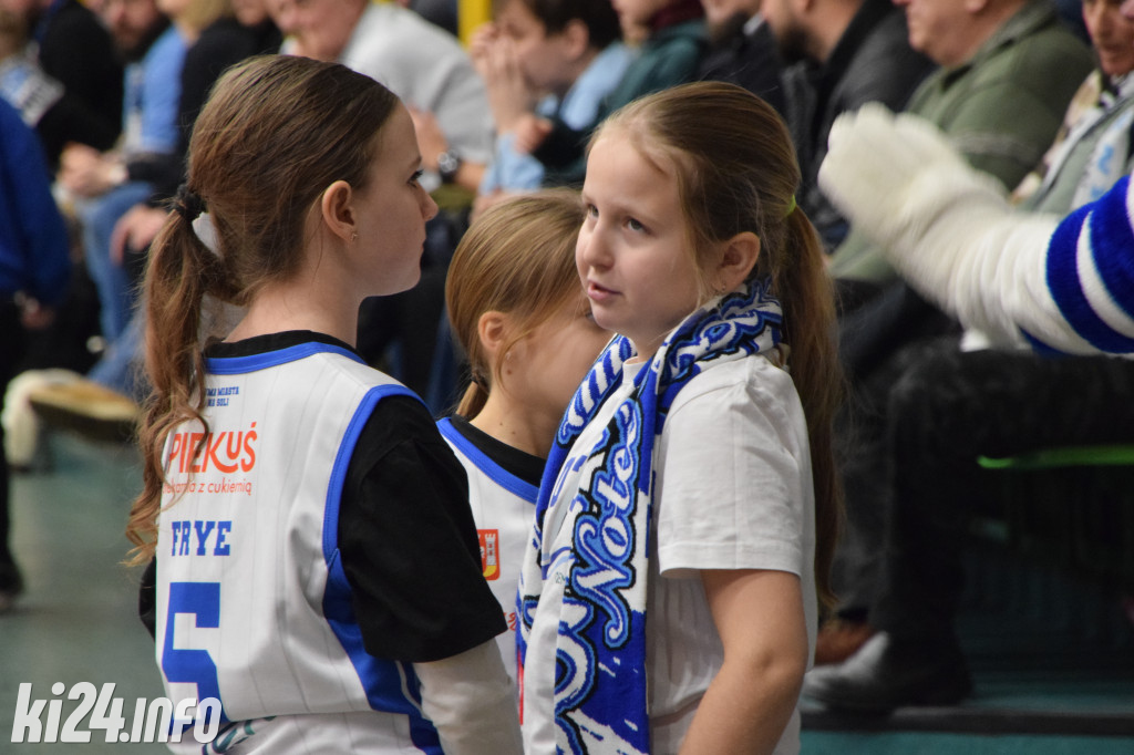 Kibice na meczu Noteć - Resovia