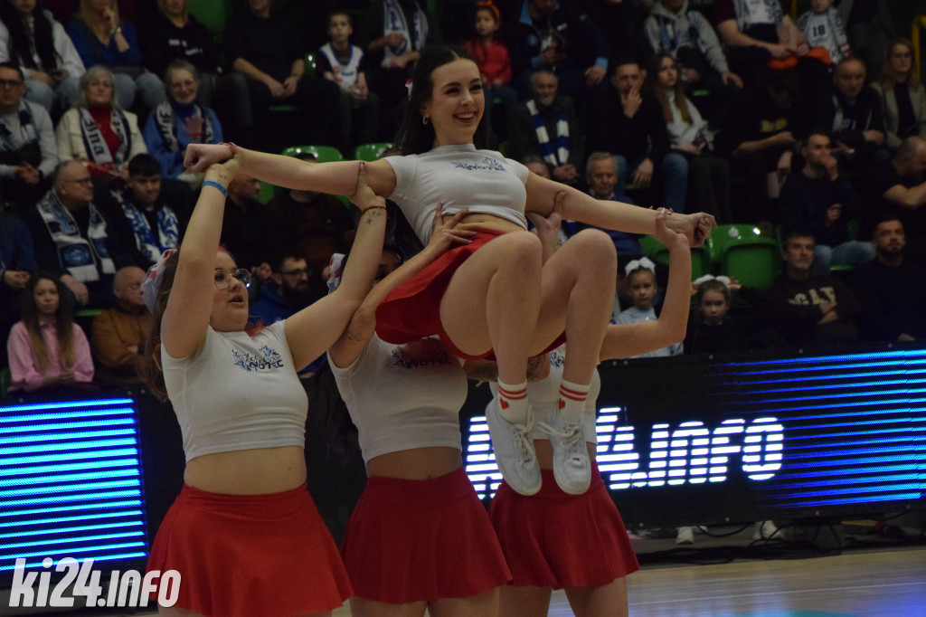 Kibice na meczu Noteć - Resovia