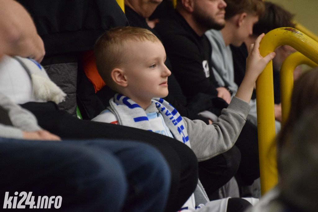 Kibice na meczu Noteć - Resovia