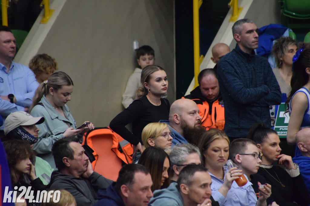 Kibice na meczu Noteć - Resovia