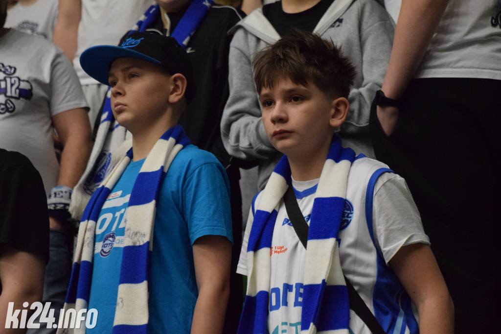 Kibice na meczu Noteć - Kociewskie Diabły