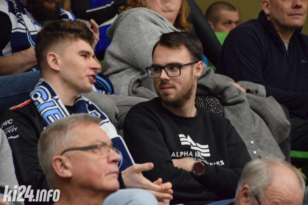 Kibice na meczu Noteć - Kociewskie Diabły