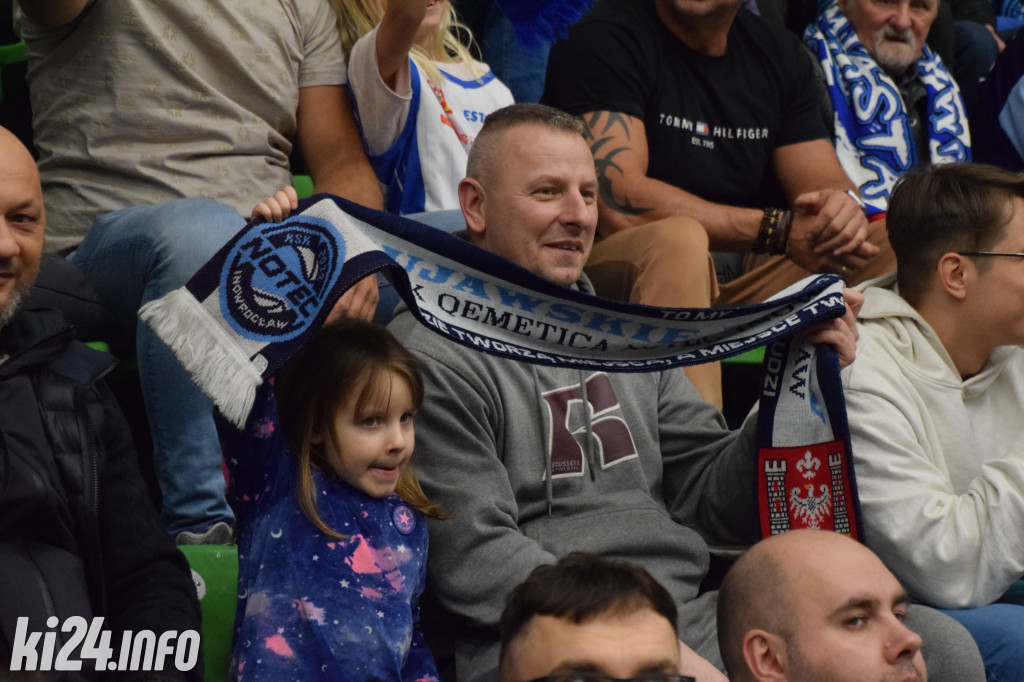 Kibice na meczu Noteć - Kociewskie Diabły