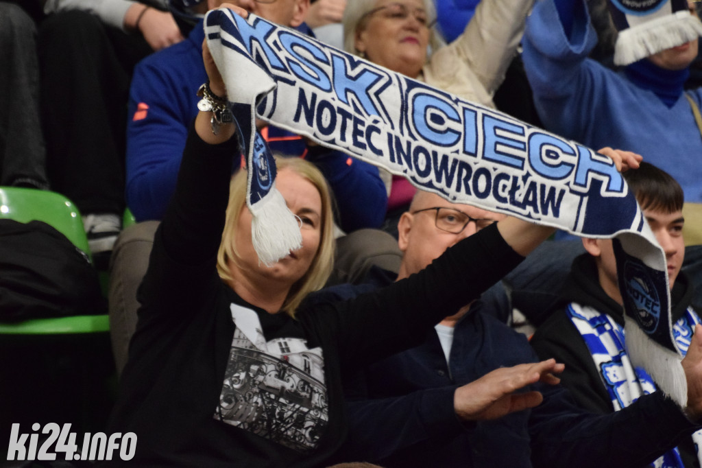 Kibice na meczu Noteć - Kociewskie Diabły