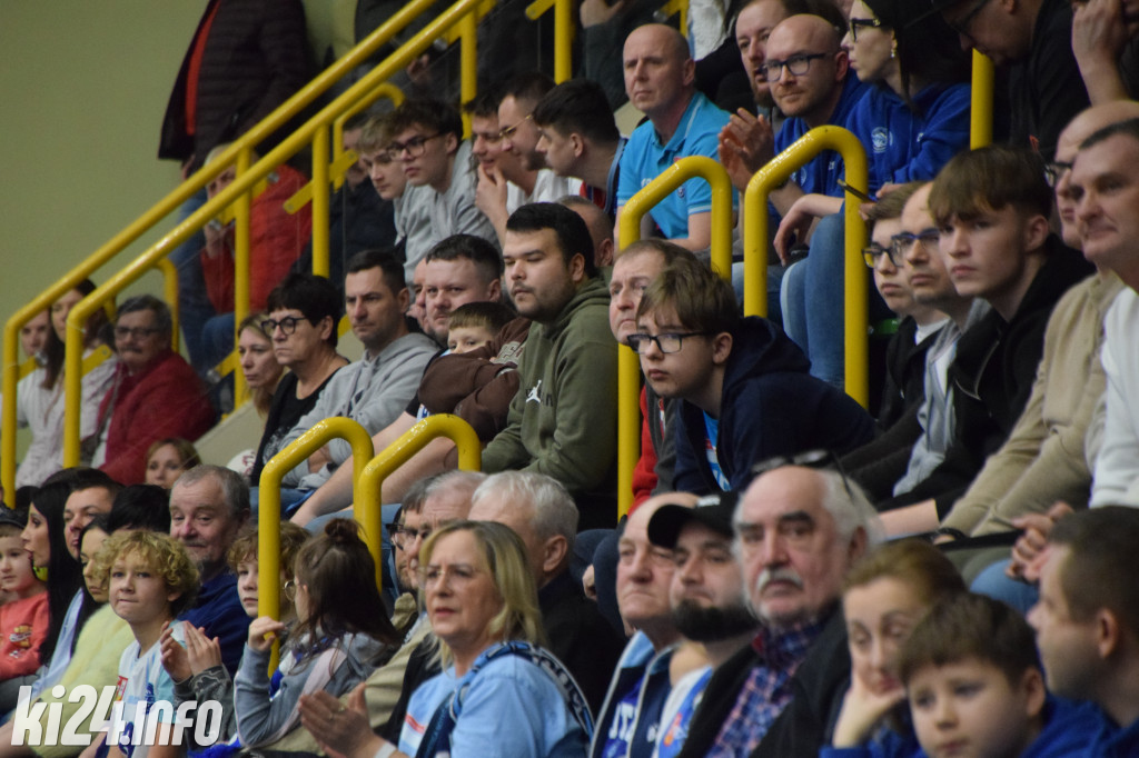 Kibice na meczu Noteć - Kociewskie Diabły