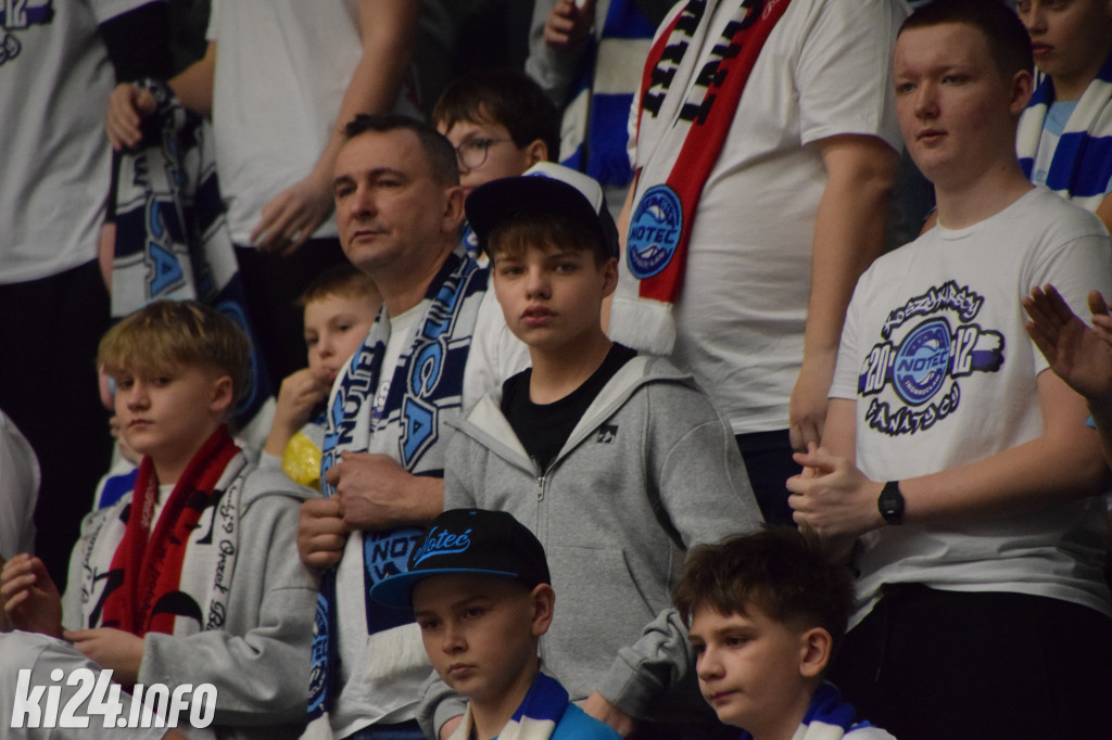 Kibice na meczu Noteć - Kociewskie Diabły