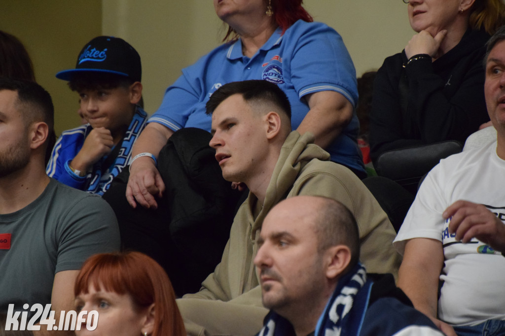 Kibice na meczu Noteć - Kociewskie Diabły