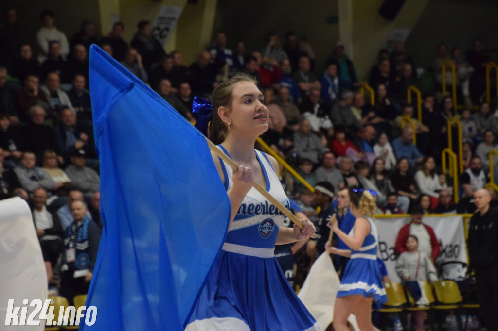 Kibice na meczu Noteć - Kociewskie Diabły