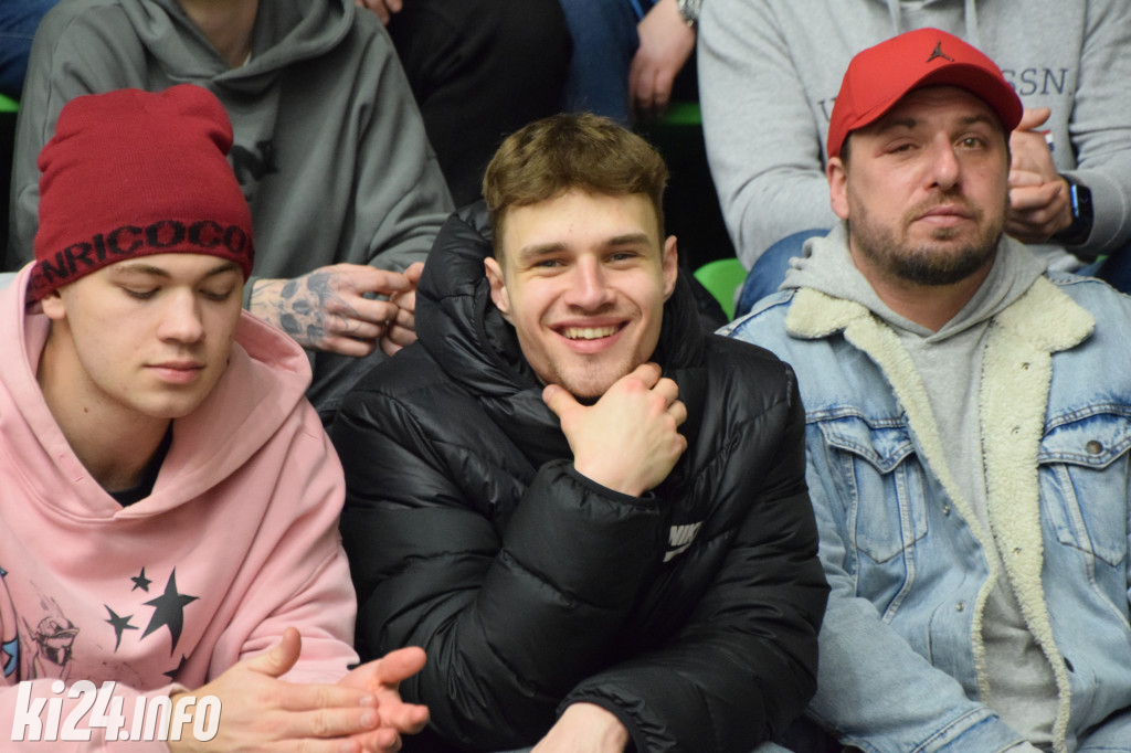 Kibice na meczu Noteć - Kociewskie Diabły