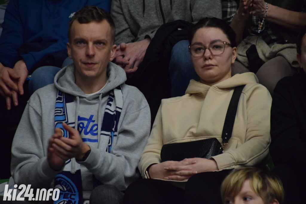 Kibice na meczu Noteć - Kociewskie Diabły