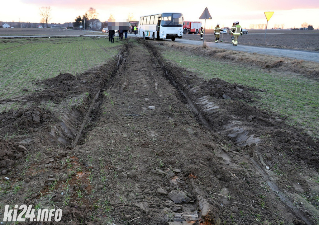 Wypadek szkolnego busa