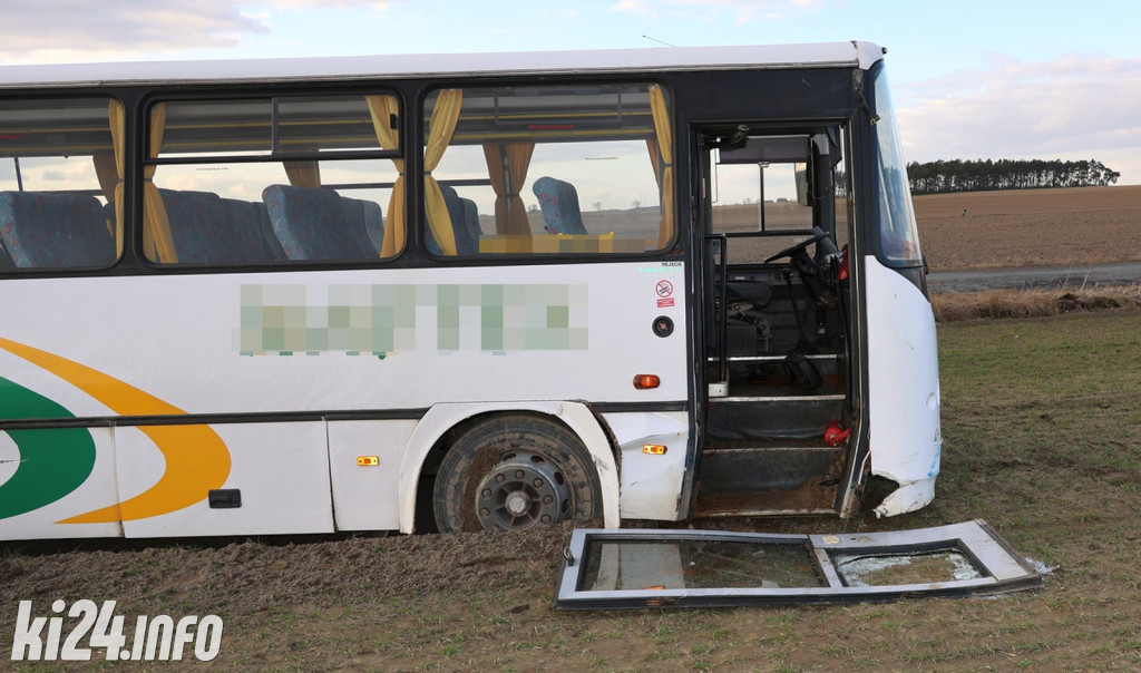Wypadek szkolnego busa