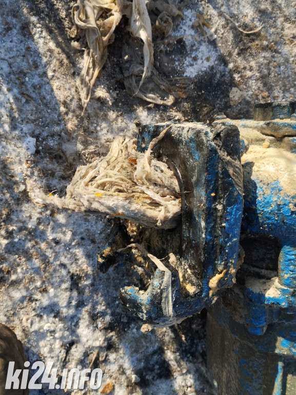 Co ludzie wrzucają do kanalizacji?