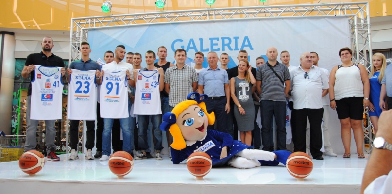 Drużyna Noteci prezentuje się kibicom