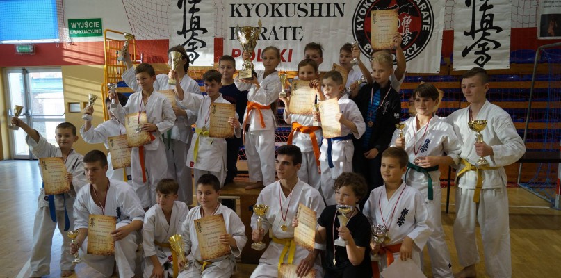 facebook.com/Inowrocławski-Klub-Kyokushin