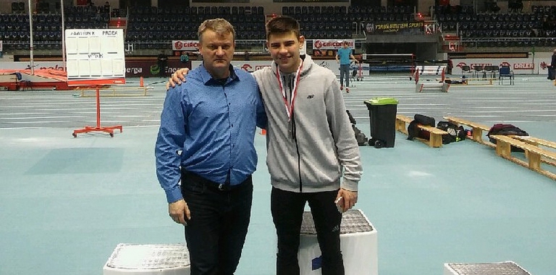 Piotr Sztandur to kolejny po Norbercie Kobielskim utalentowany skoczek wzwyż z Inowrocławia. Fot. Nadesłane