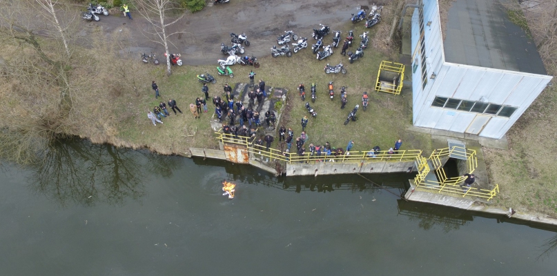Moto-Marzanna 2017 - motocykliści pożegnali zimę! Spójrz na to z góry