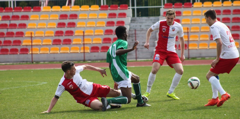W rundzie jesiennej Unia Solec Kujawski pokonała Cuiavię na swoim boisku 3:0. Dziś biało-zieloni mają okazję się zrewanżować. Fot. Julita Klocek/ki24.info