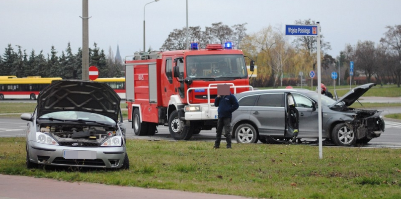 Znowu kraksa na rąbińskim skrzyżowaniu. Audi zderzyło się z fordem