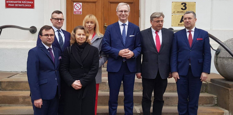 Prawo i Sprawiedliwość zaprezentowało swoich kandydatów do Europarlamentu