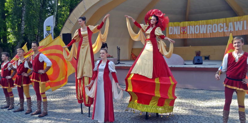 Pokazy, jarmark, występy wokalne. Pełna atrakcji inauguracja Dni Inowrocławia [FILM]