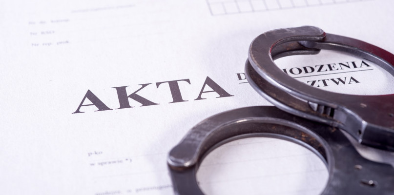 79-latek wpadł do sklepu z żyletką w ręku. Co wydarzyło się dalej?