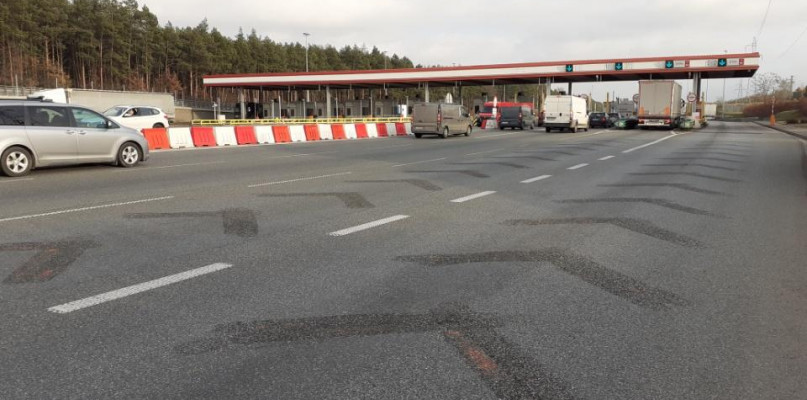 Zmiany w płatnościach za przejazdy autostradą! To musisz wiedzieć by uniknąć wysokiego mandatu