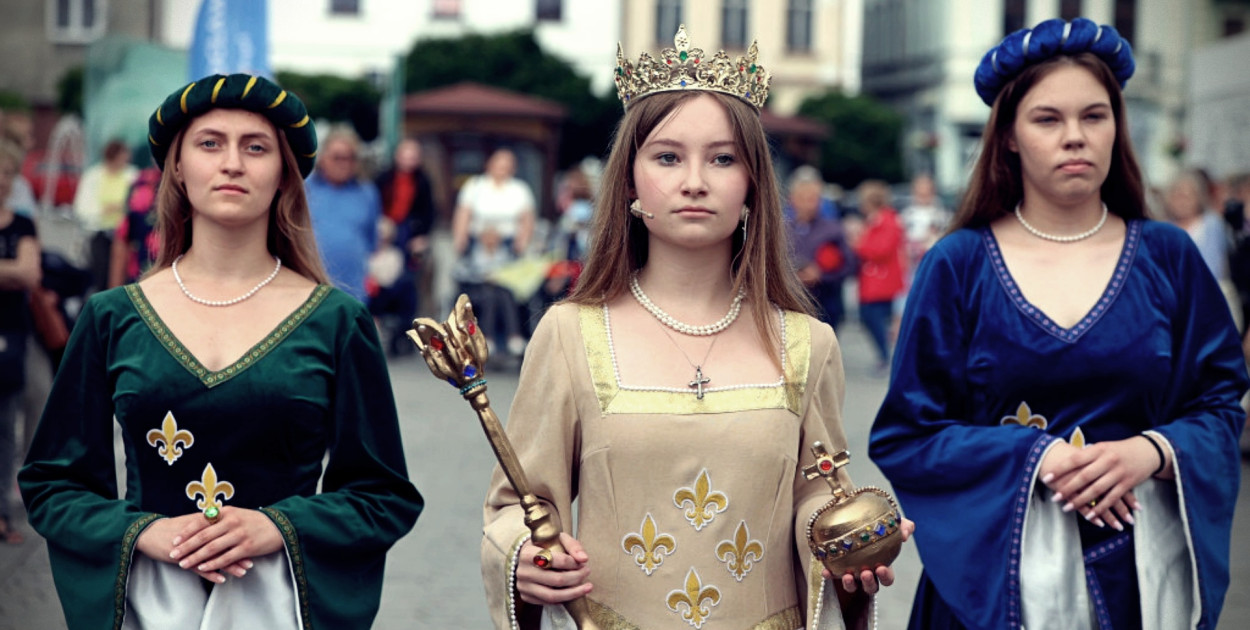 Święto Królowej Jadwigi. Zobaczcie, co dzieje się na Rynku