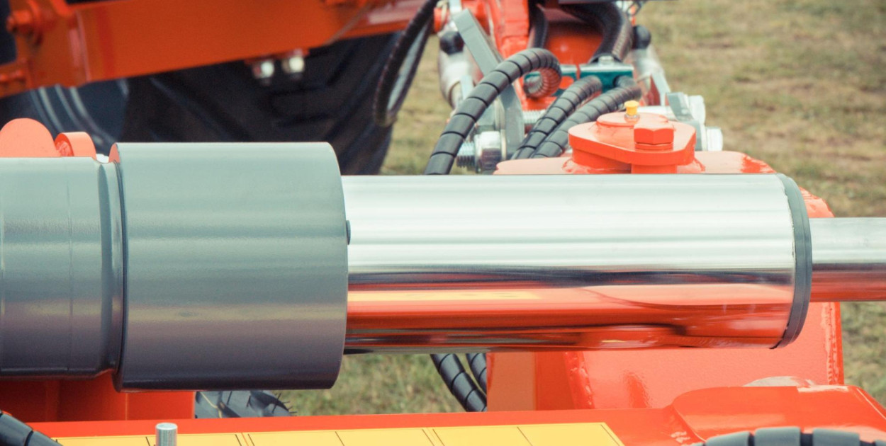 Jak zbudowane są siłowniki teleskopowe i gdzie można je wykorzystać?