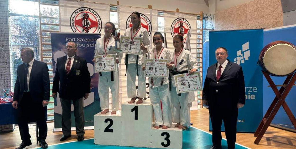 Złoto-brązowa Oliwia Trybuś