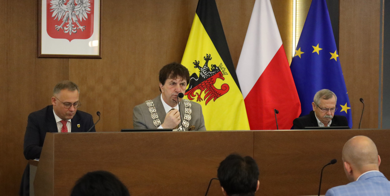 VIII Sesja Rady Powiatu Inowrocławskiego. Budżet, współpraca z NGO, drogi i ochrona środowiska