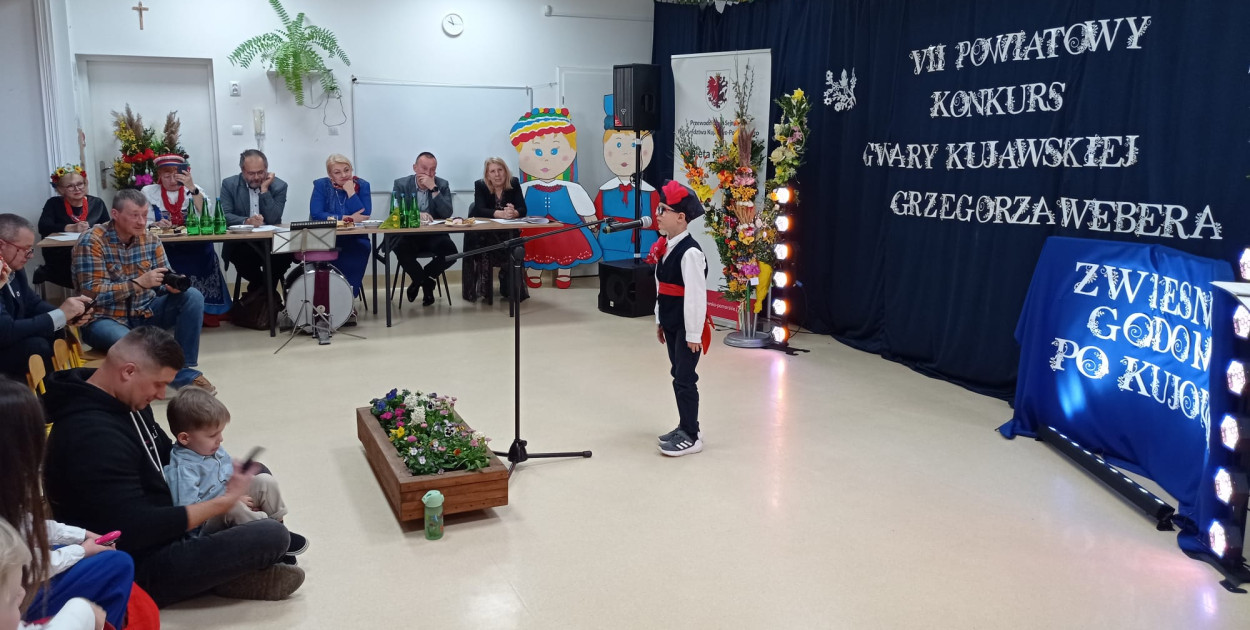 "Z wiesnom godomy po kujawsku". Małe talenty na wielkiej scenie w Złotnikach Kujawskich