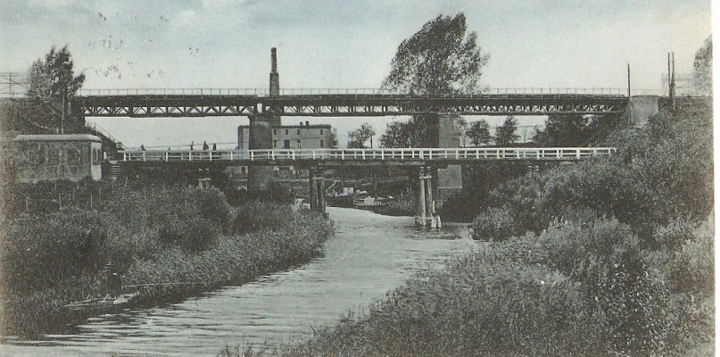  Most w Janikowie na pocztówce z około 1916 roku. Zdjęcie ze zbiorów autora