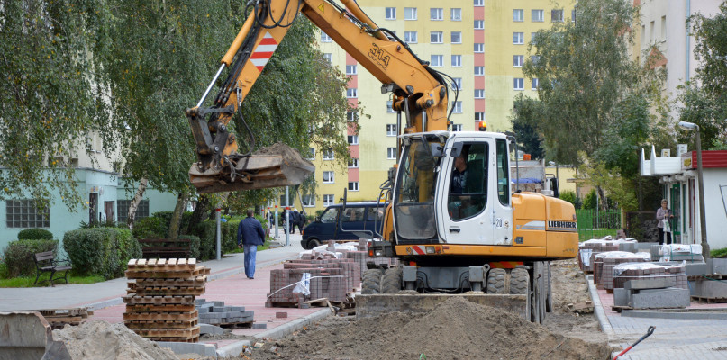 Trwają prace na ulicy Józefa Krzymińskiego na Rąbinie. (fot. Jarosław Hejenkowski)