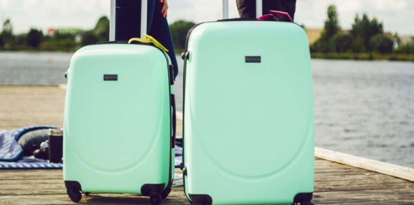Jak wybrać idealną walizkę na wakacje?