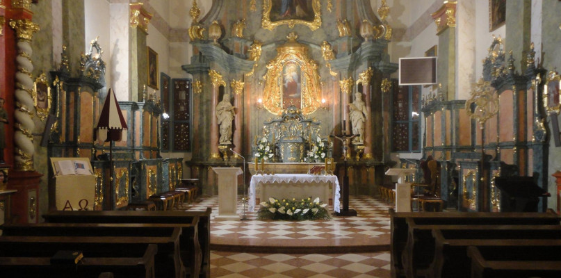 Fot. Sanktuarium Matki Bożej Królowej Miłości i Pokoju Pani Kujaw