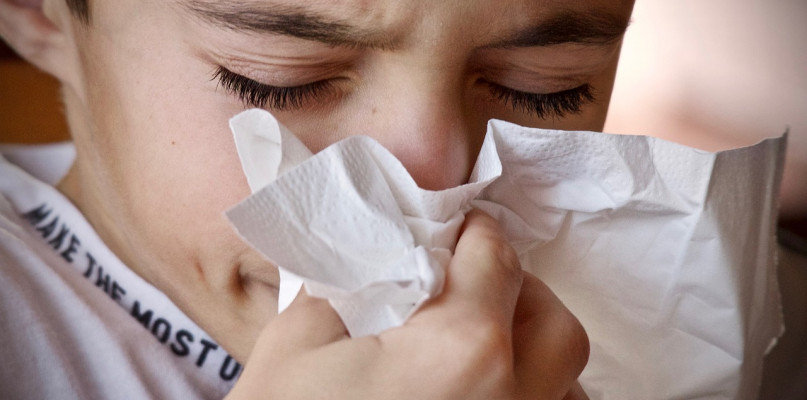 Alergiczny nieżyt nosa, to problem 2 milionów polskich dzieci