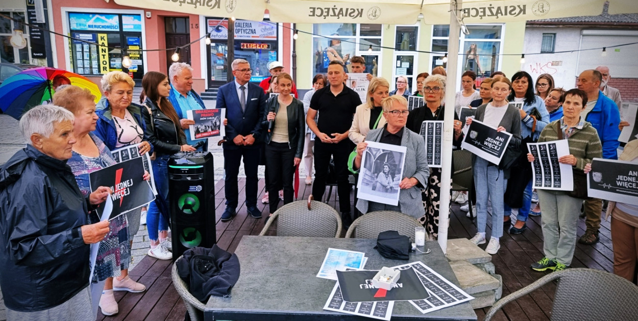 [LIVE] Dziś w całym kraju protesty kobiet. W Inowrocławiu o 18:00 na Rynku
