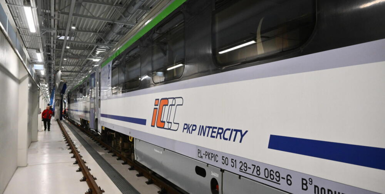 Od niedzieli nowy rozkład jazdy kolei, PKP Intercity zapowiada więcej połączeń i krótsze przejazdy