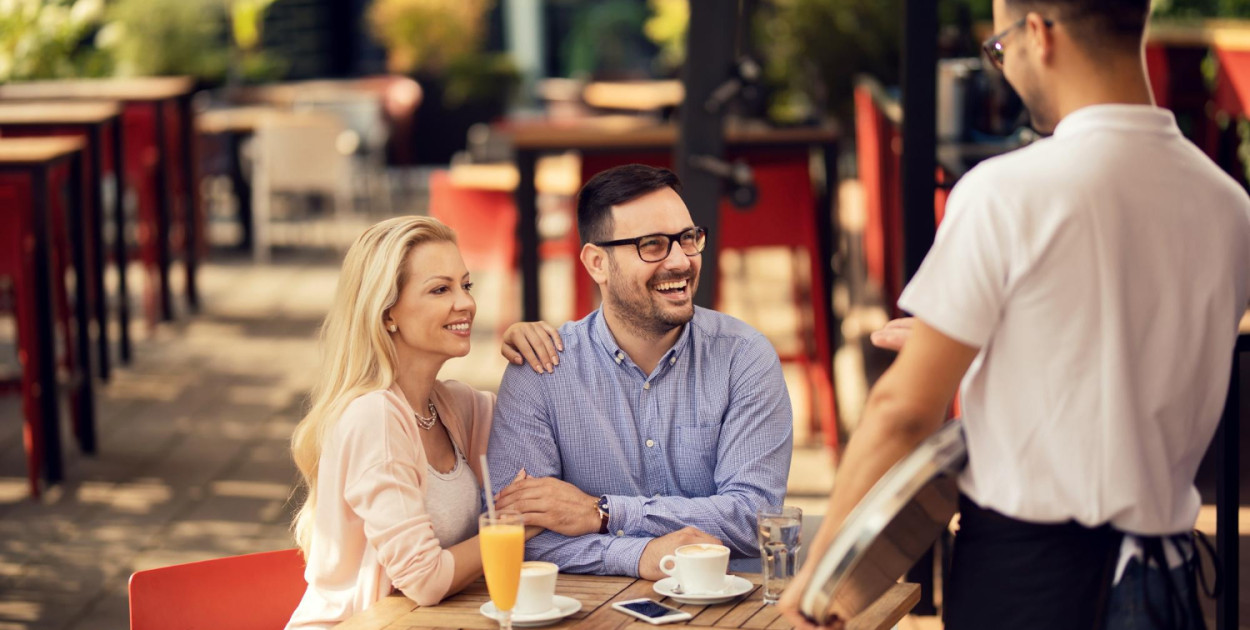 Restauracje na cenzurowanym. Kontrola UOKiK pokazała smutną prawdę