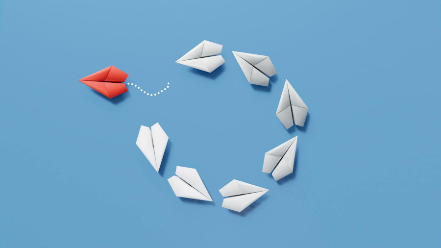 https://www.freepik.com/free-photo/individuality-concept-paper-planes_19116924.htm#fromView=search&page=1&position=38&uuid=0bd23db9-f0fe-4056-93f0-ef17dff54230&query=conversion