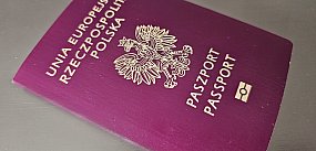 Afera paszportowa. Prokuratura: Nie tylko poświadczenie