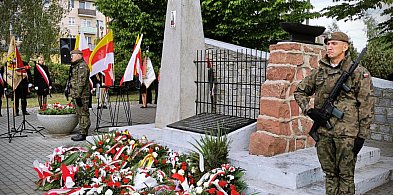 Inowrocław uczcił 80. rocznicę zakończenia II wojny światowej-48661
