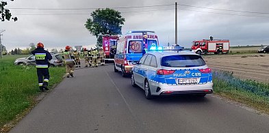 Nie ustąpił pierwszeństwa i kraksa gotowa!-48864