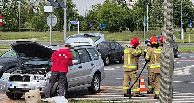 Kolizja na Rąbinie. Zderzyły się dwie osobówki-49037