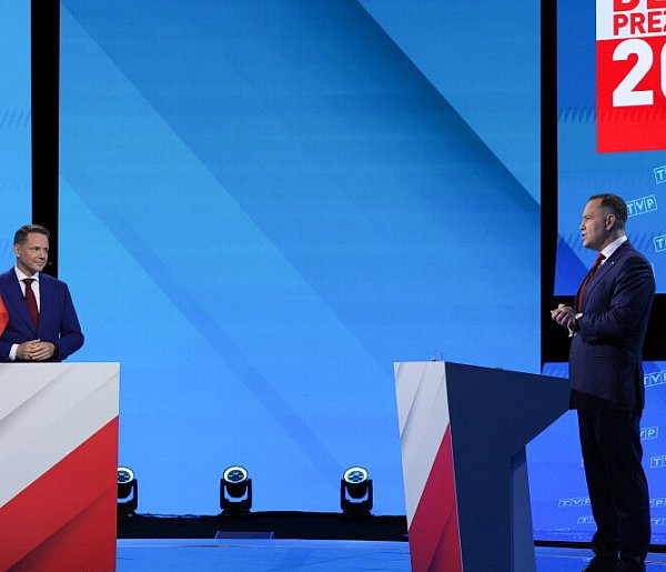 Trzaskowski i Nawrocki m.in. o Ukrainie, ale także o "ustawkach" i "półświatku"-49109